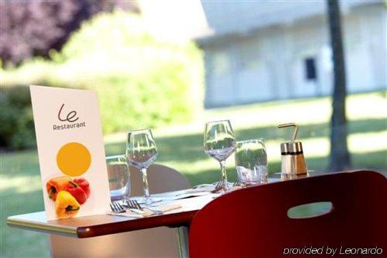 Campanile Lille - Lomme Restaurante foto
